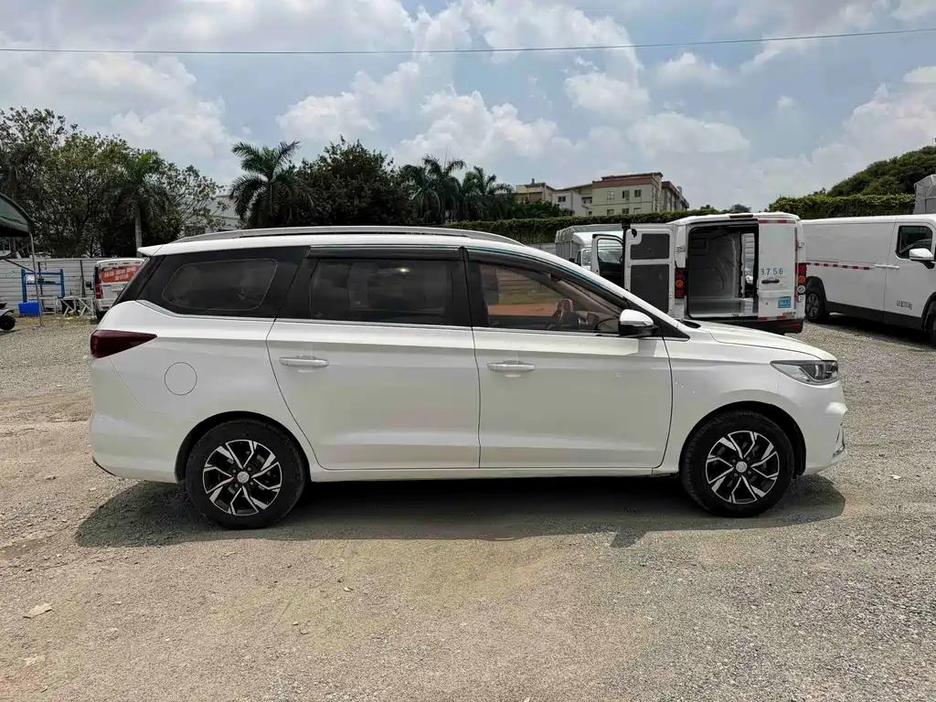Baojun 360 — миниатюра 4