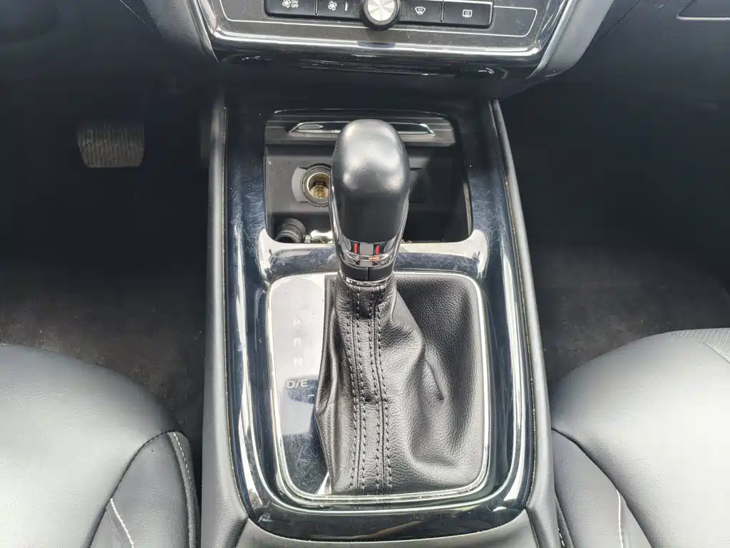 Roewe i5 — миниатюра 6