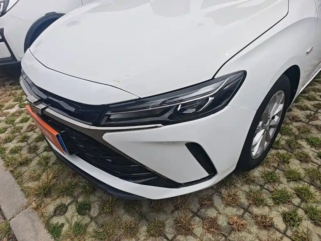 Chevrolet Monza — миниатюра 24