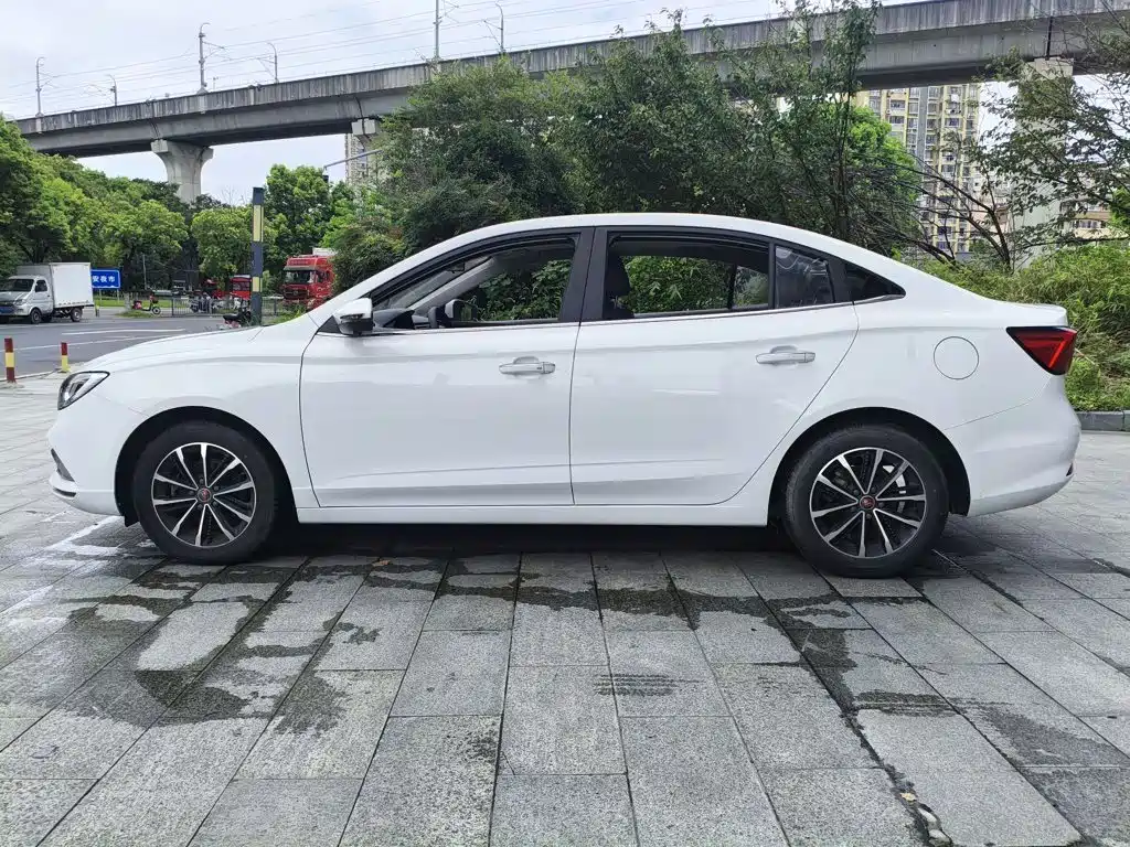 Roewe i5 — миниатюра 24