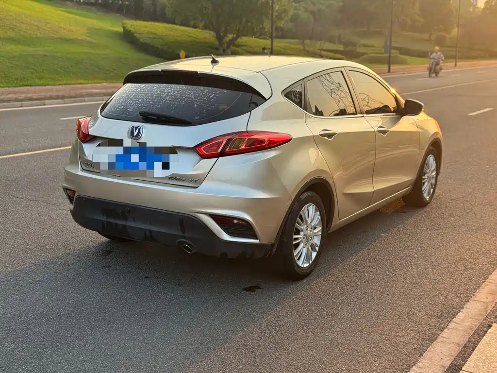 Changan Eado XT — миниатюра 9