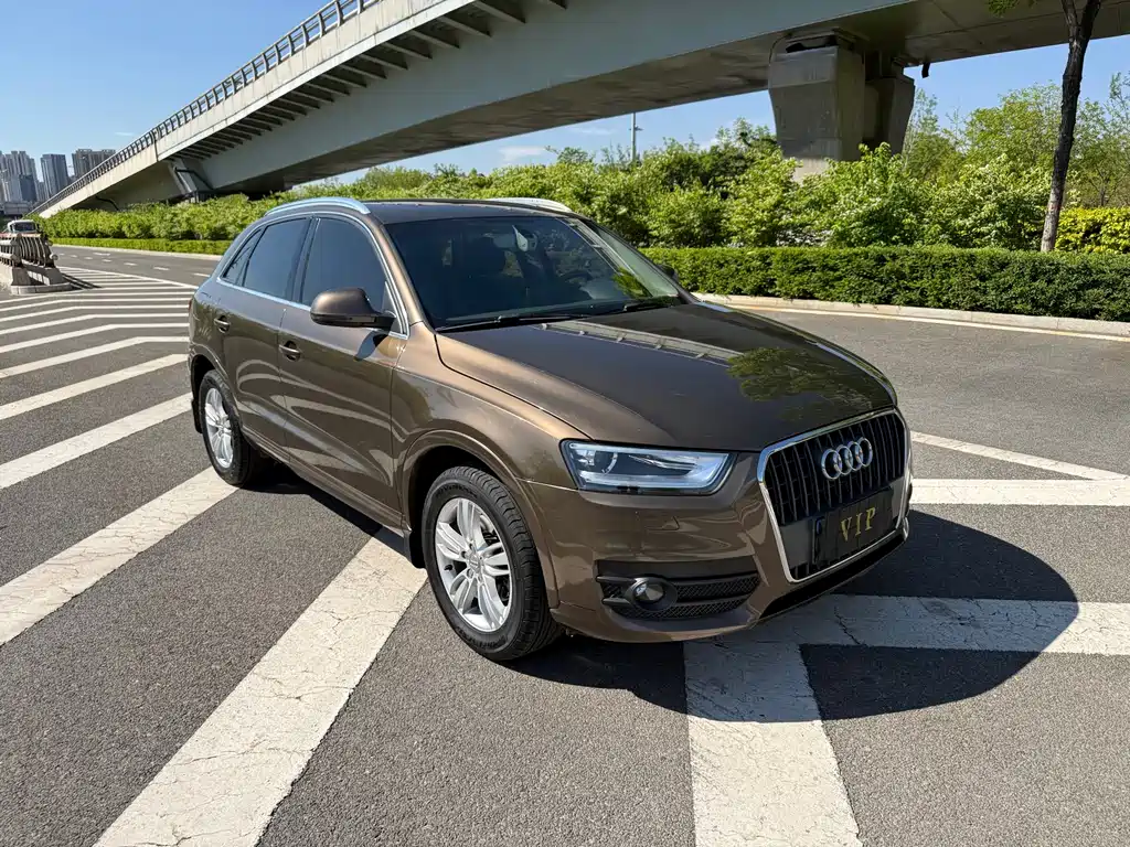Audi Q3 2015 30 TFSI Comfort