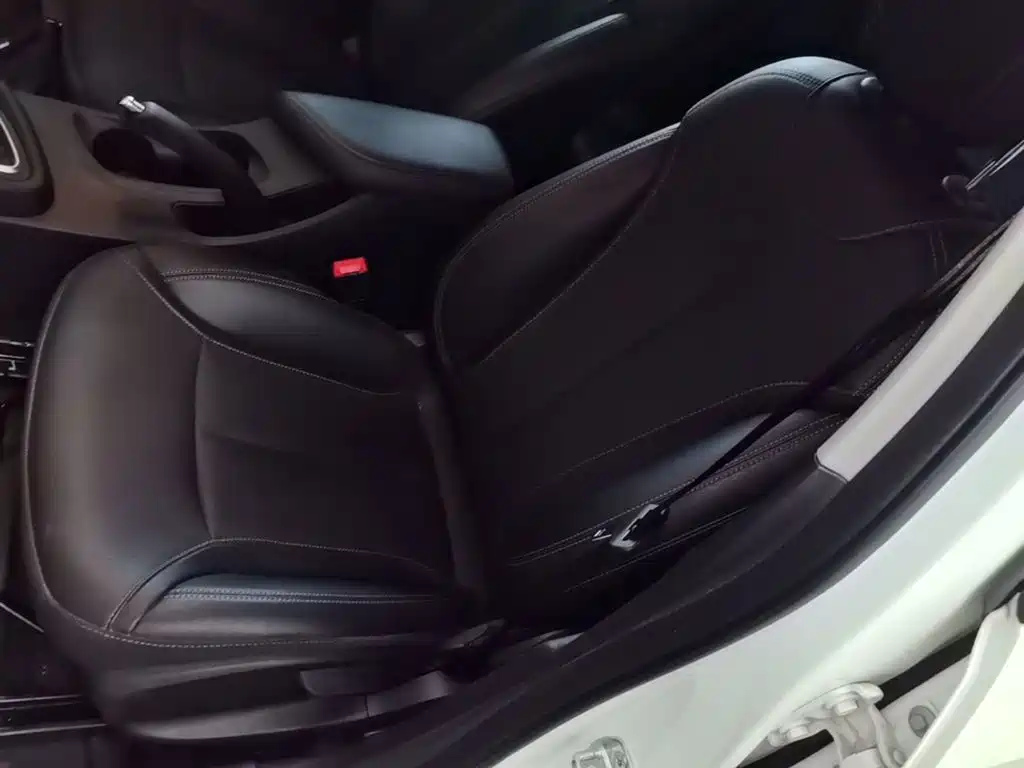 Buick Excelle — миниатюра 15
