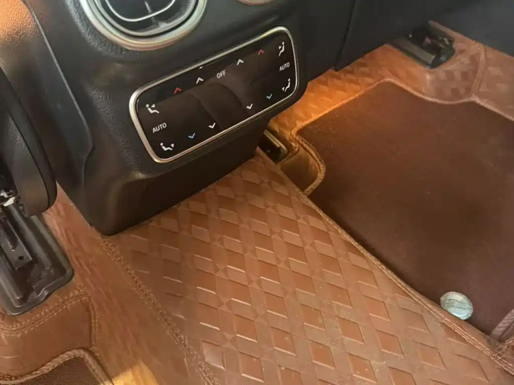 Mercedes-Benz GLC — миниатюра 9