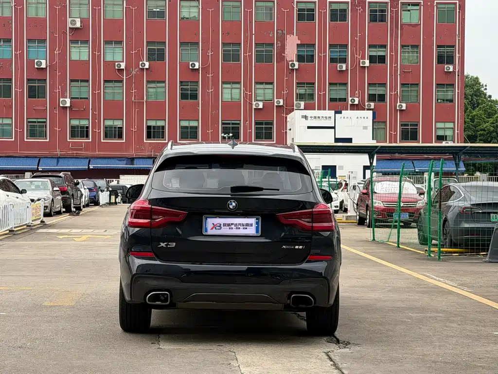 BMW X3 — миниатюра 5