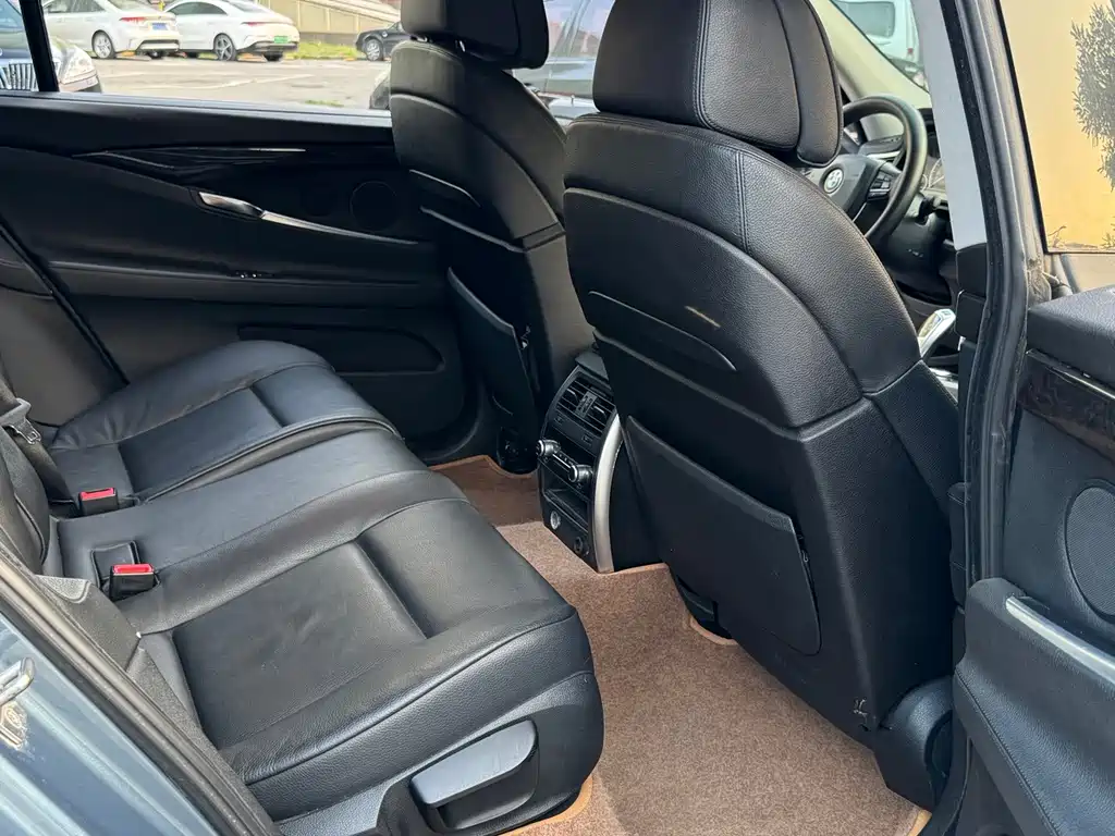 BMW 5 Series GT 535i Classic Type, фото 7