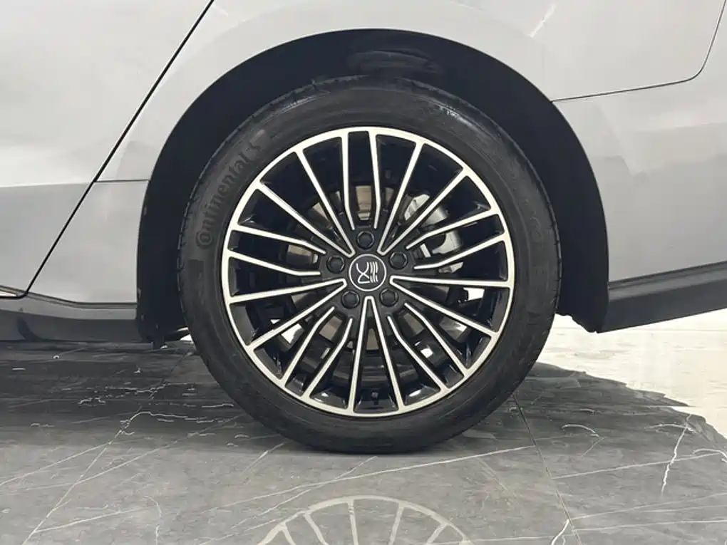 BYD Han — миниатюра 17