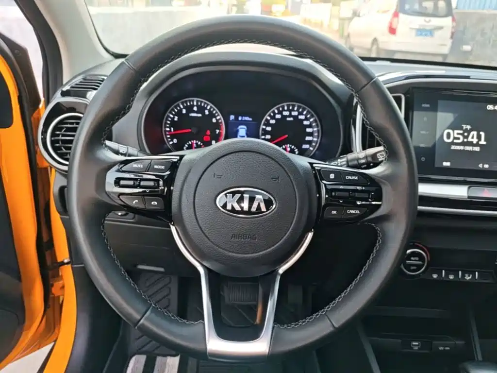 Kia KX1 — миниатюра 11