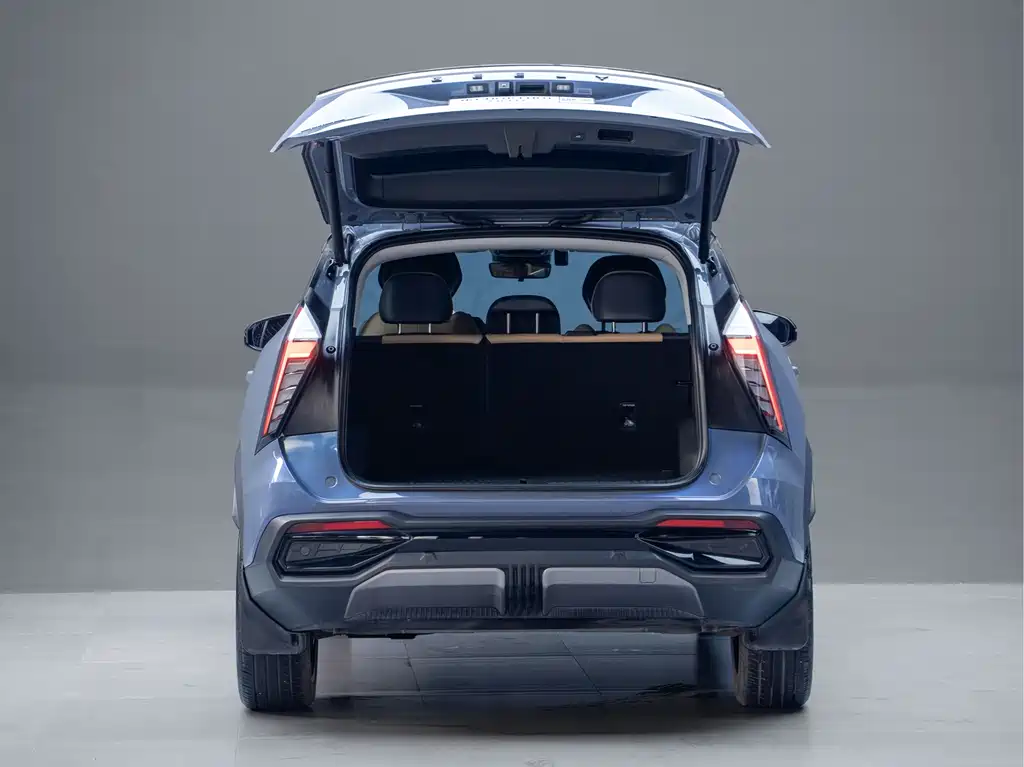 Geely Boyue L — миниатюра 9