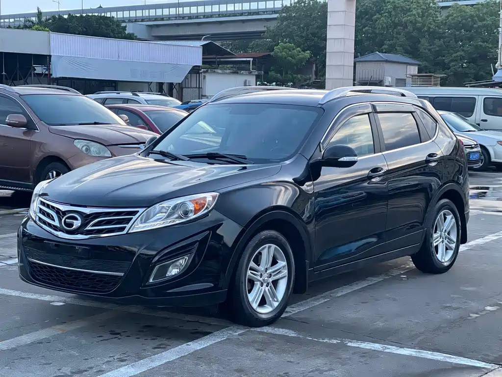 GAC Motor Trumpchi GS5 2013