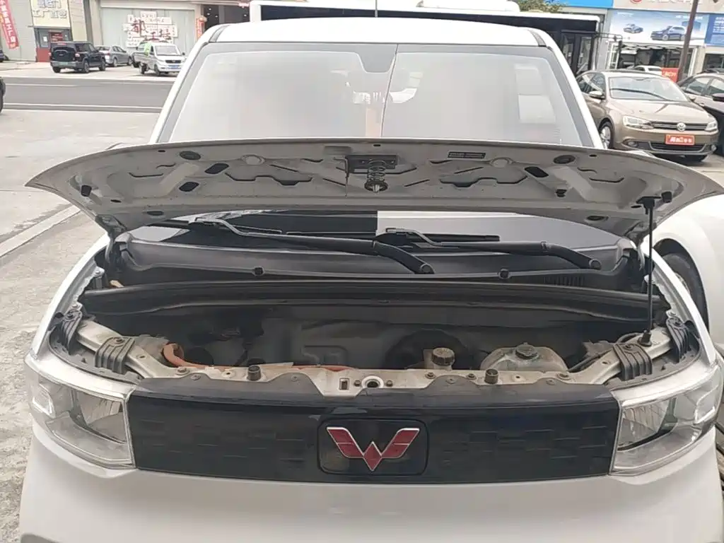 Wuling MINIEV — миниатюра 20