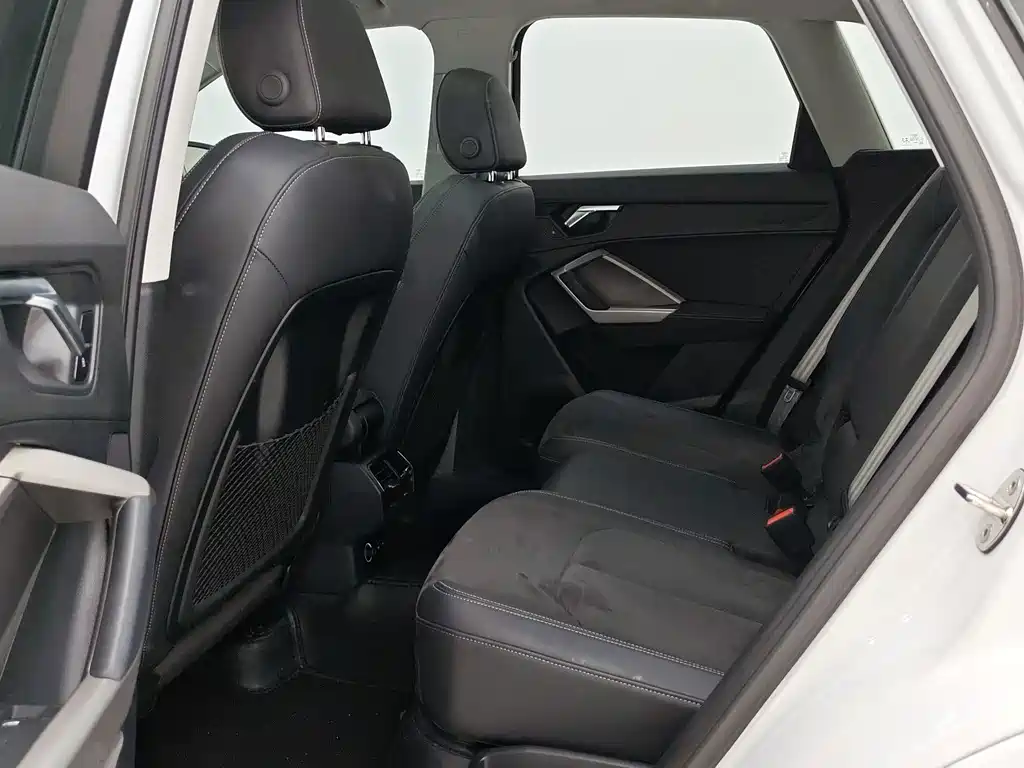 Audi Q3 — миниатюра 8