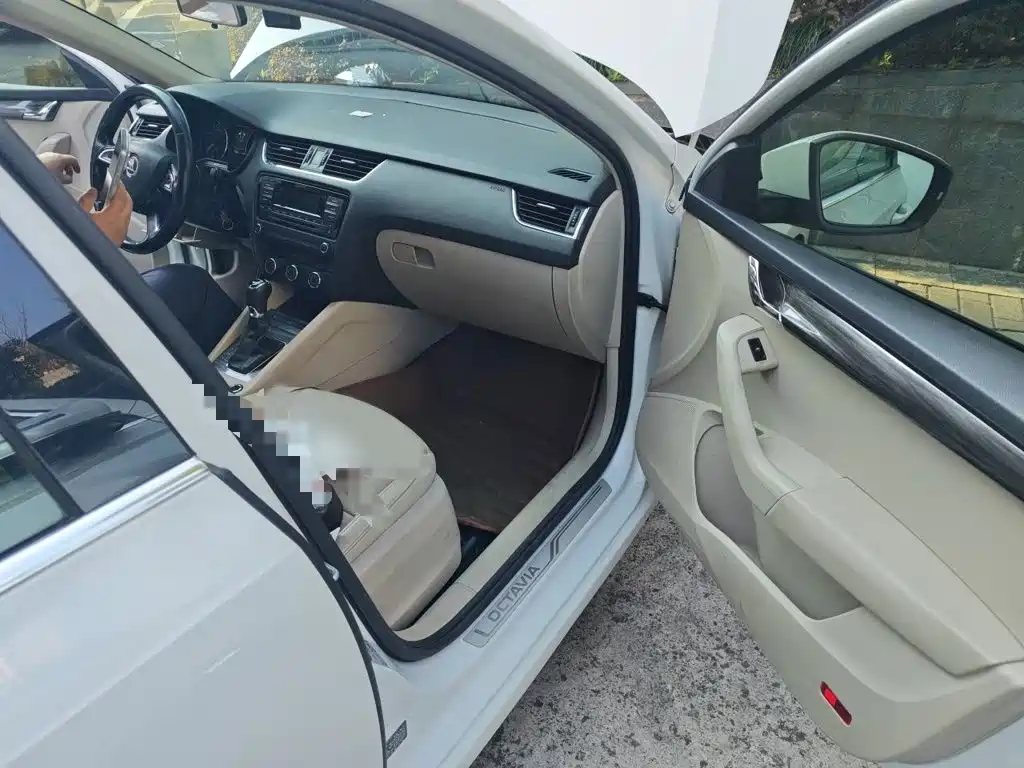 Skoda Octavia — миниатюра 23