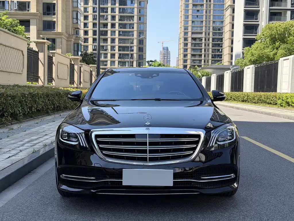 Mercedes-Benz S-Class — миниатюра 2