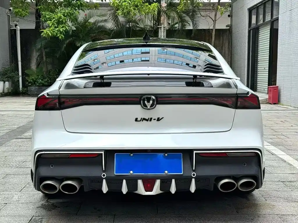 Changan UNI-V — миниатюра 8