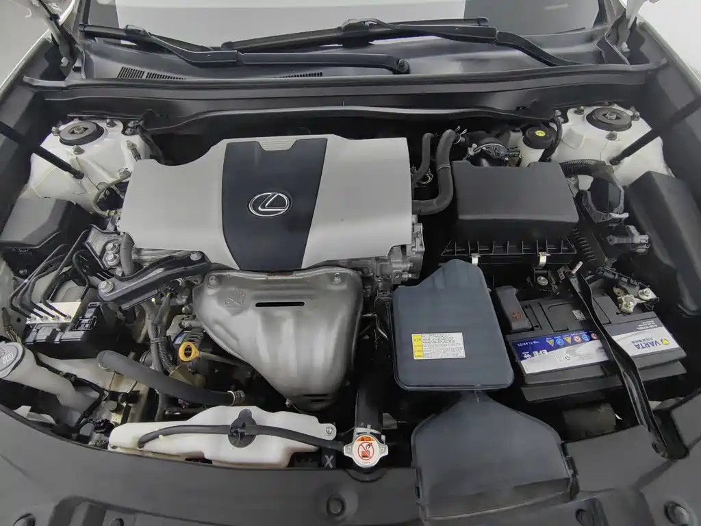 Lexus ES — миниатюра 6