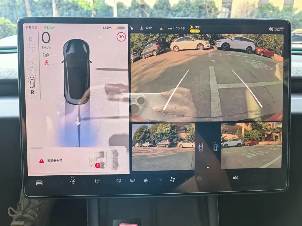 Tesla Model 3 — миниатюра 10