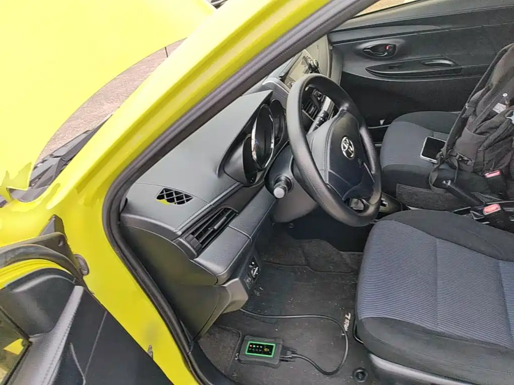 Toyota Yaris L — миниатюра 16