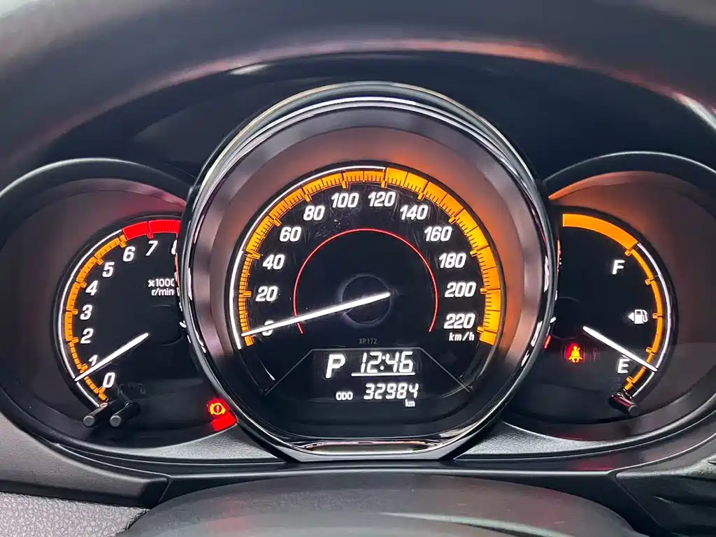Toyota Yaris L — миниатюра 15