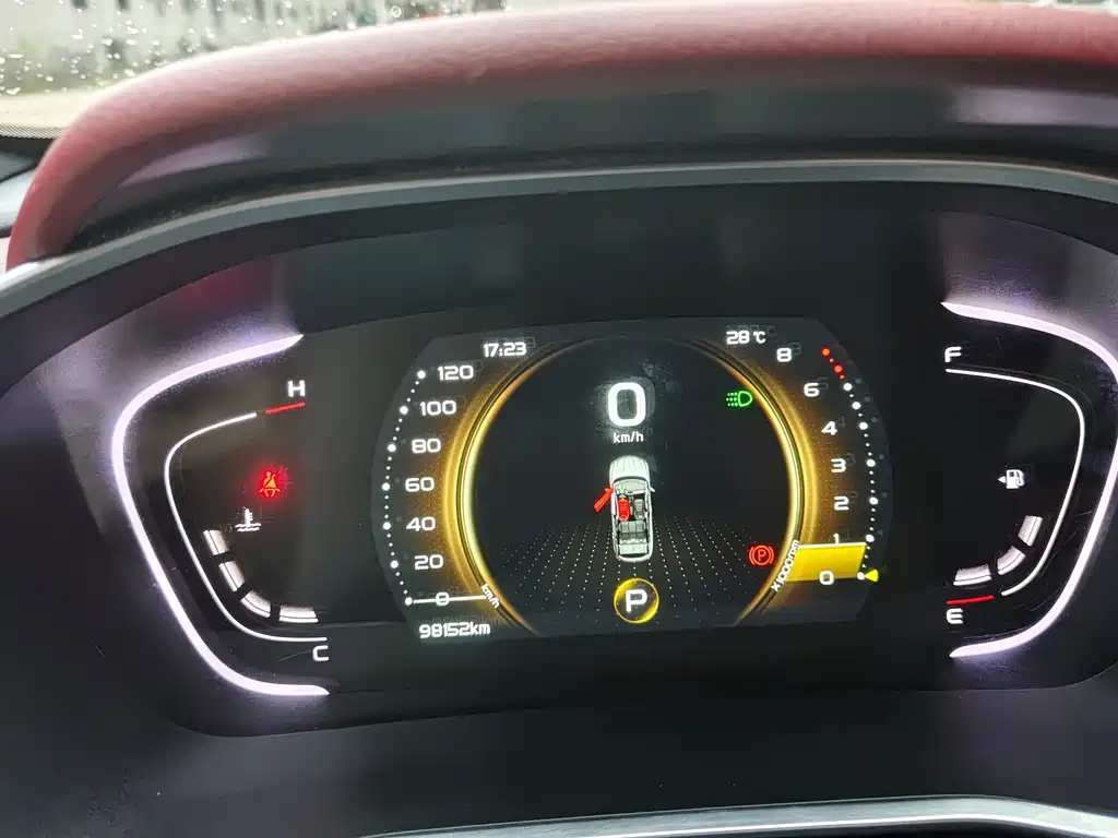 Geely Binyue — миниатюра 15