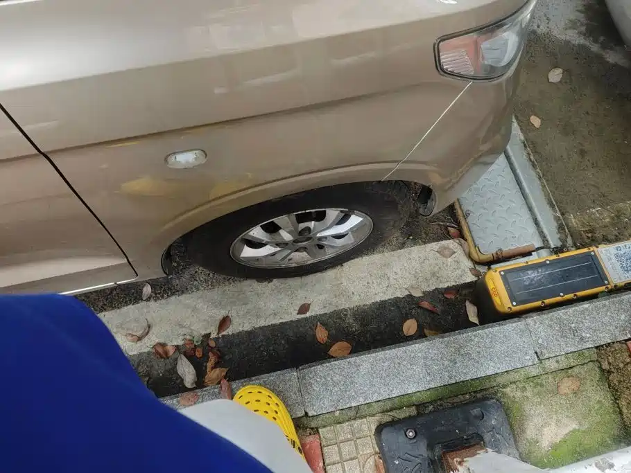 Wuling Hongguang V — миниатюра 6