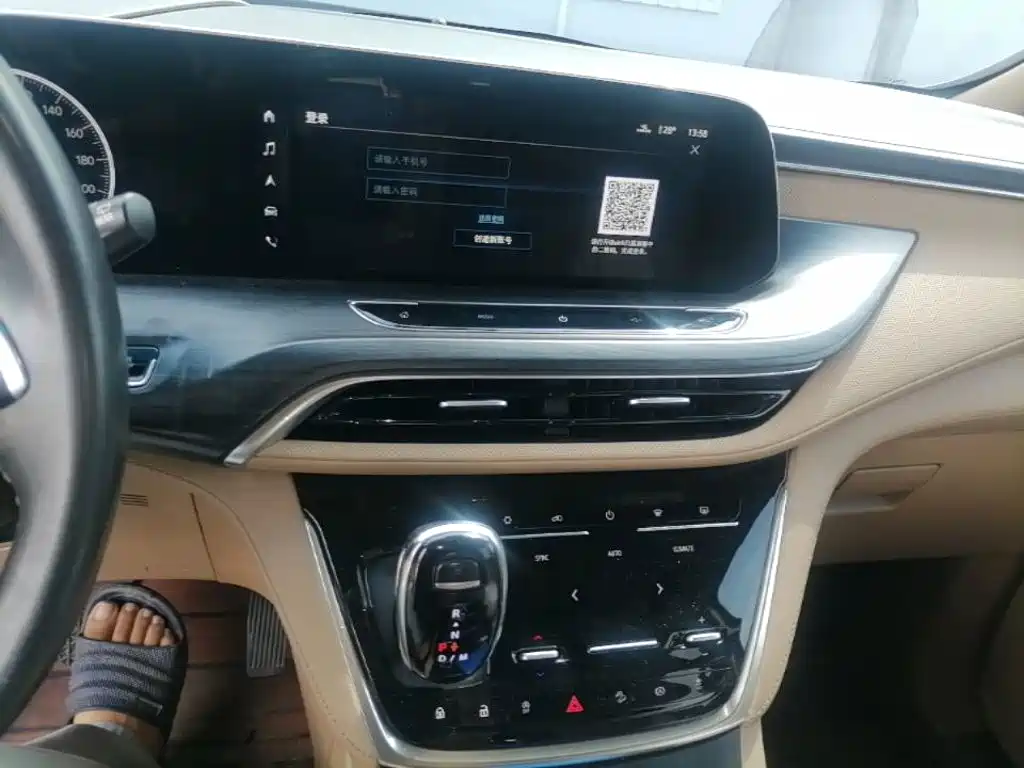 Buick GL8 — миниатюра 18