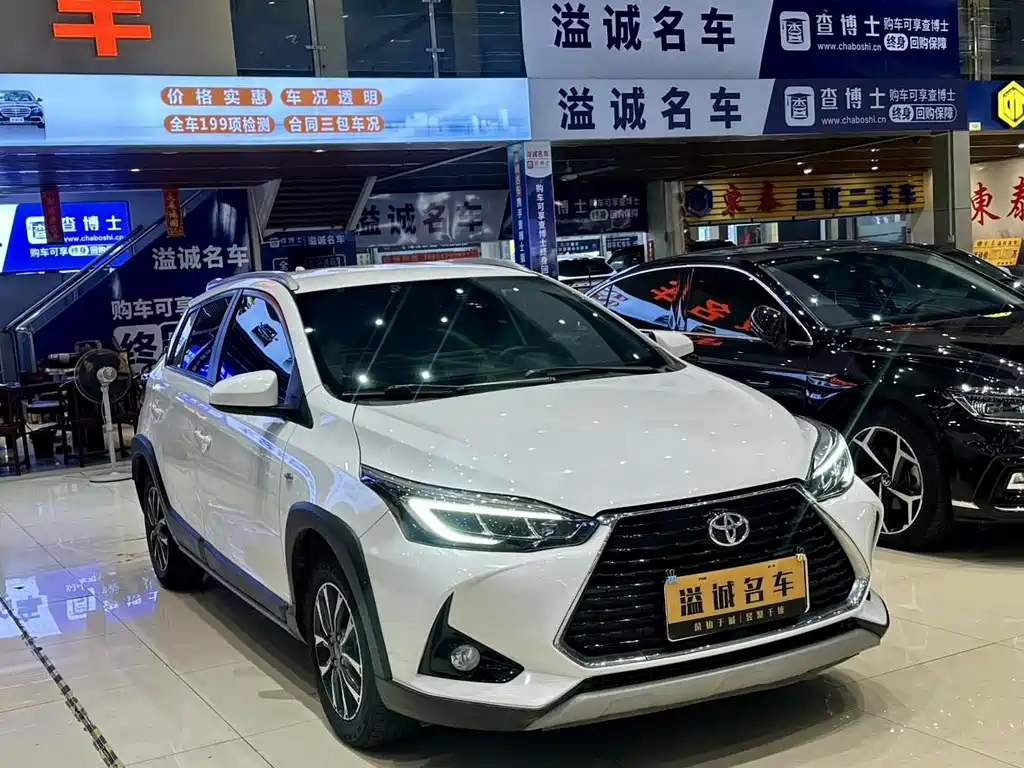Toyota Yaris L — миниатюра 3