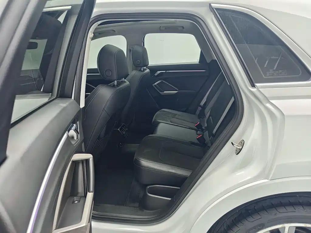 Audi Q3 — миниатюра 16