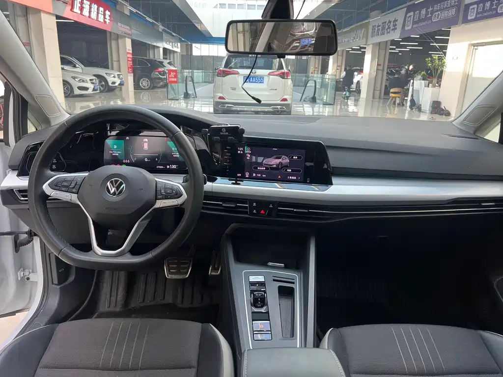 Volkswagen Golf — миниатюра 6