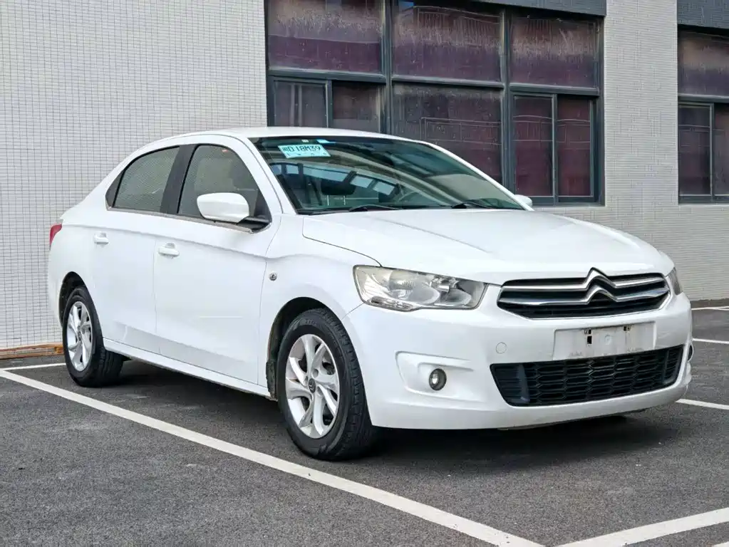 Citroen Elysee — миниатюра 3