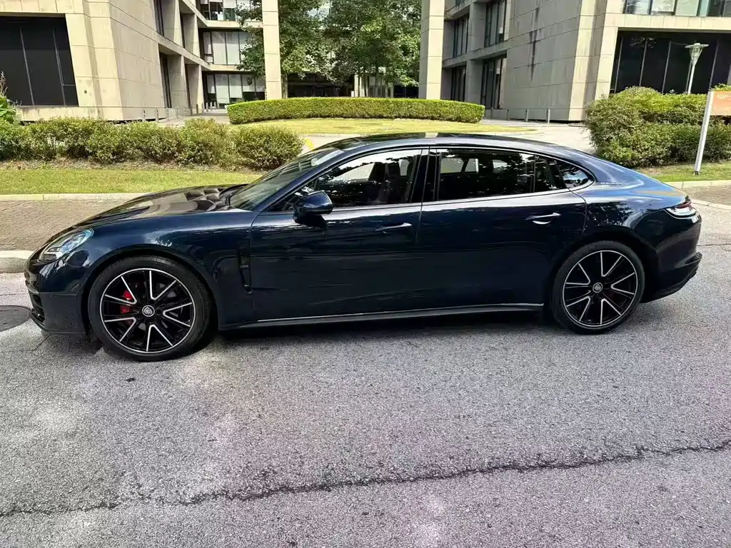 Porsche Panamera — миниатюра 4