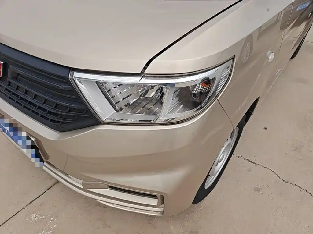 Wuling Hongguang V — миниатюра 24