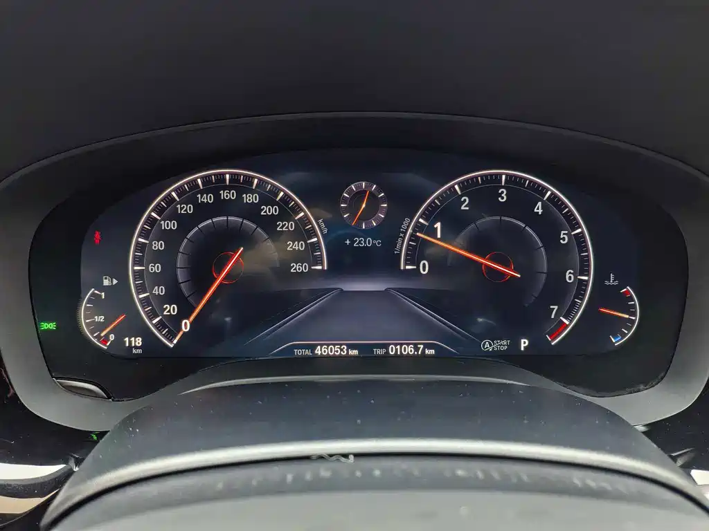BMW 5 Series — миниатюра 17