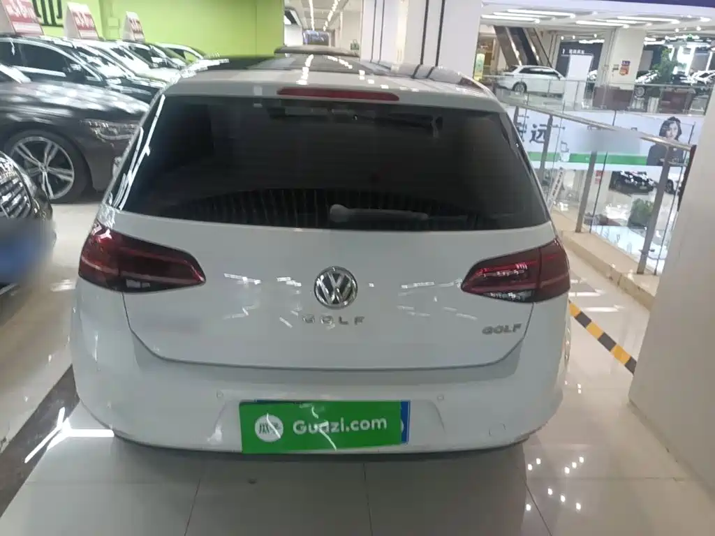 Volkswagen Golf — миниатюра 6