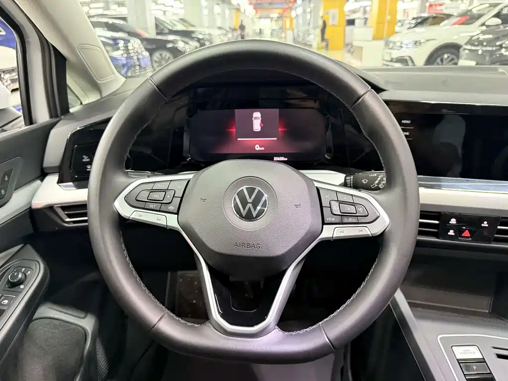 Volkswagen Golf — миниатюра 14