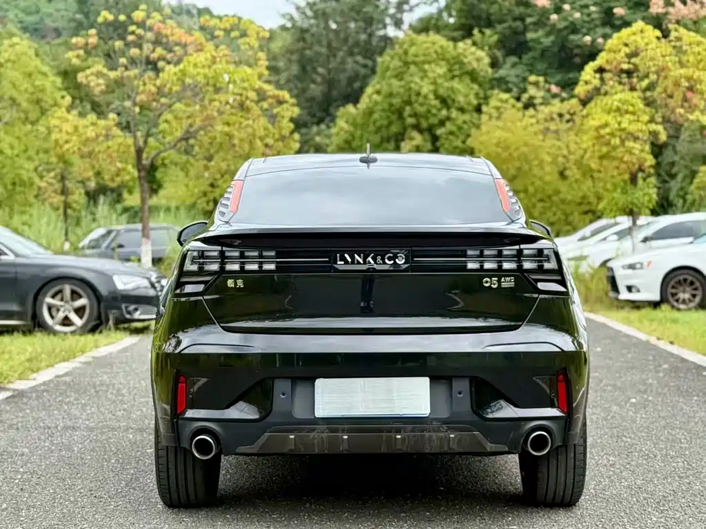 Lynk & Co 05 — миниатюра 5