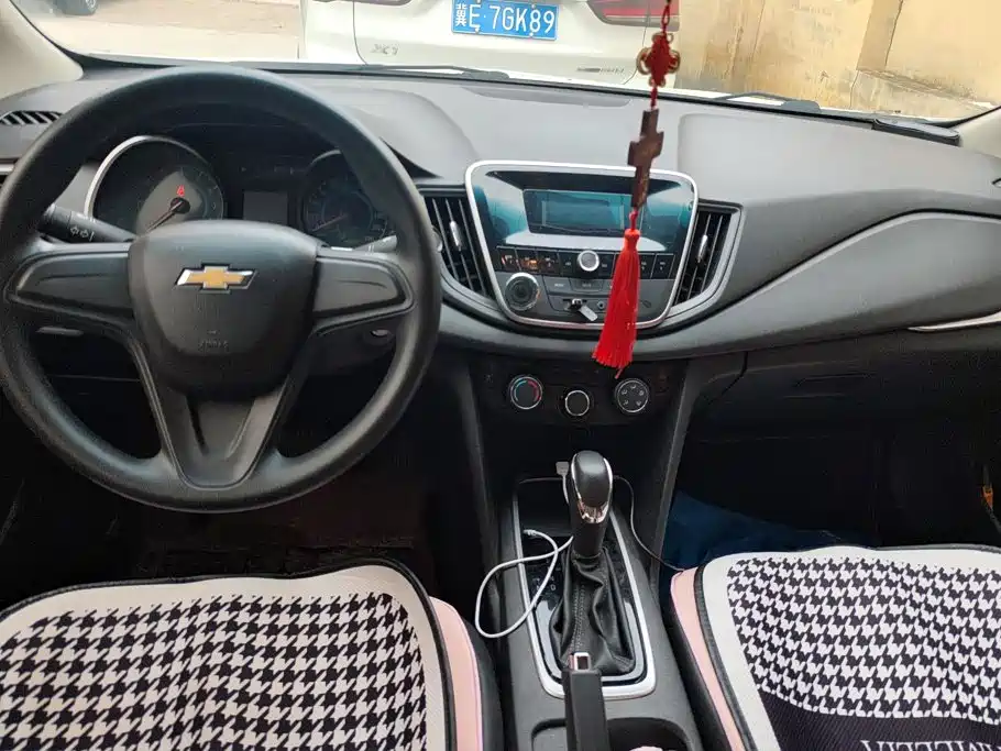 Chevrolet Cavalier — миниатюра 12