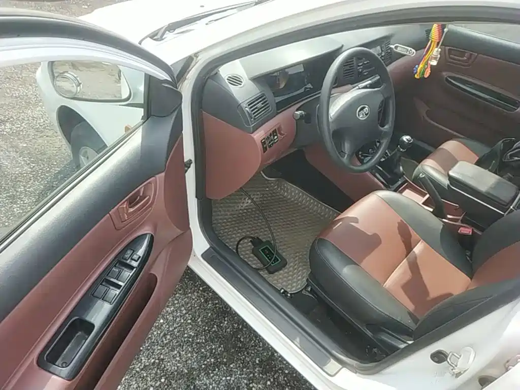 BYD F3 — миниатюра 16
