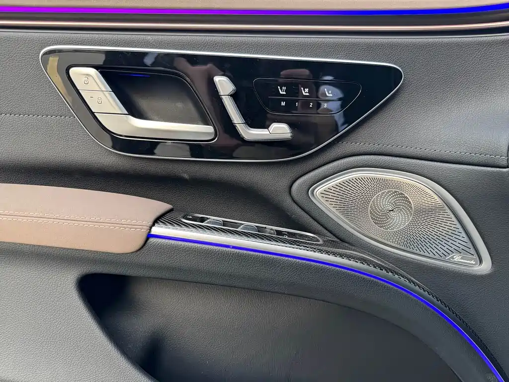 MERCEDES-BENZ EQS AMG