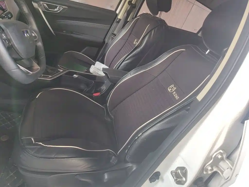 Geely Vision X3 — миниатюра 8