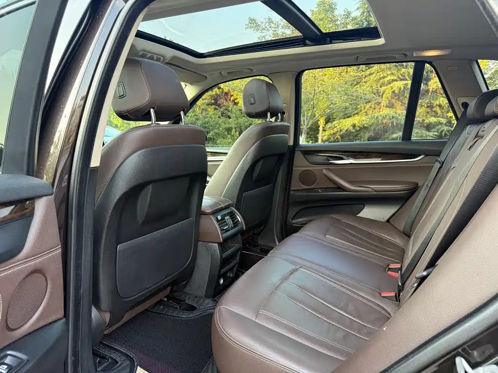 BMW X5 2014 xDrive35i Lead