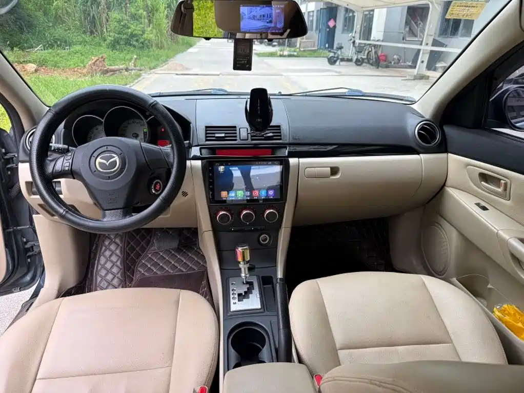 Mazda 3 — миниатюра 9