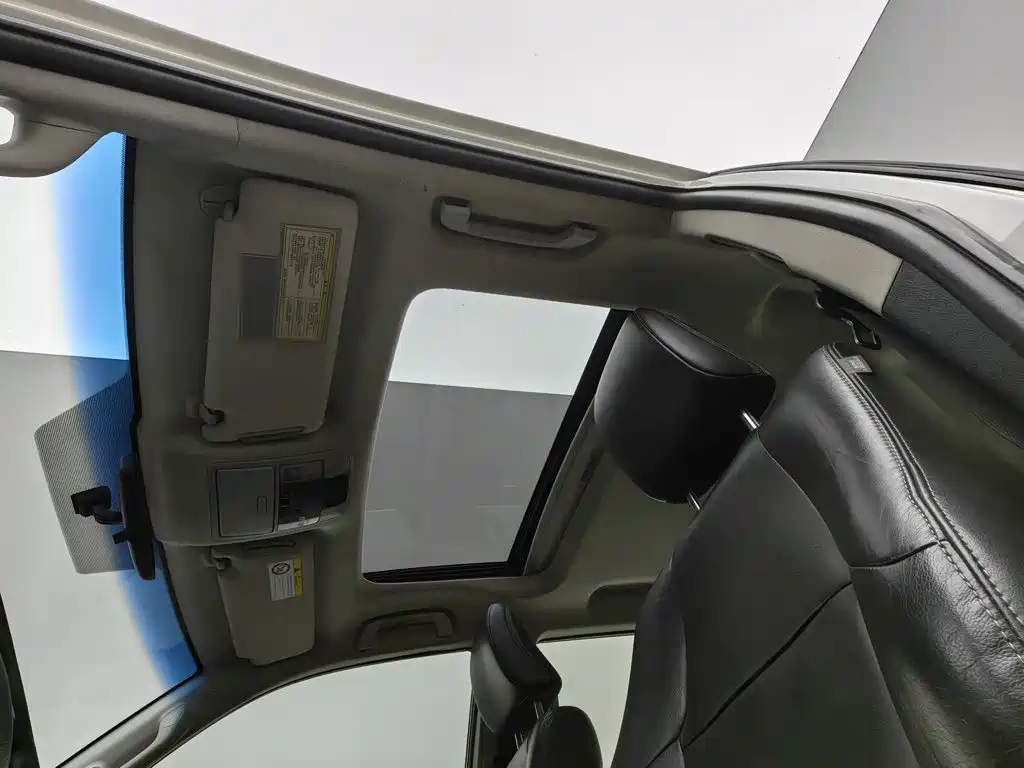 Toyota Prado — миниатюра 14