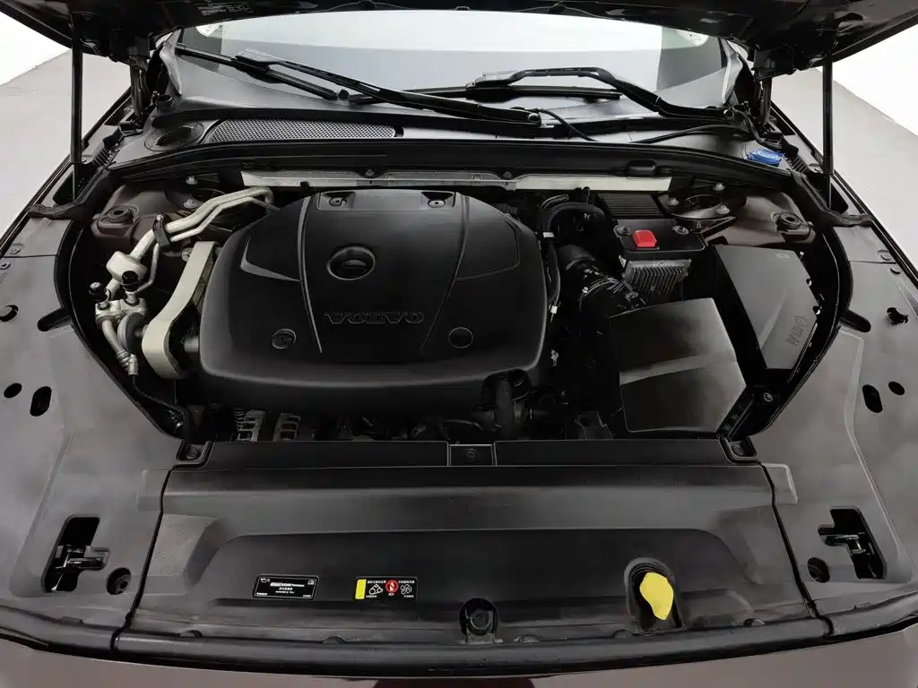 Volvo S90 — миниатюра 6