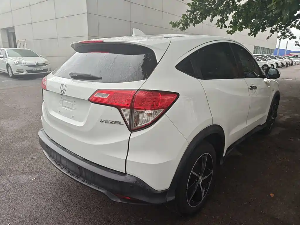 Honda Vezel — миниатюра 7