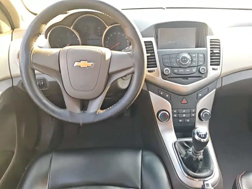 Chevrolet Cruze — миниатюра 11