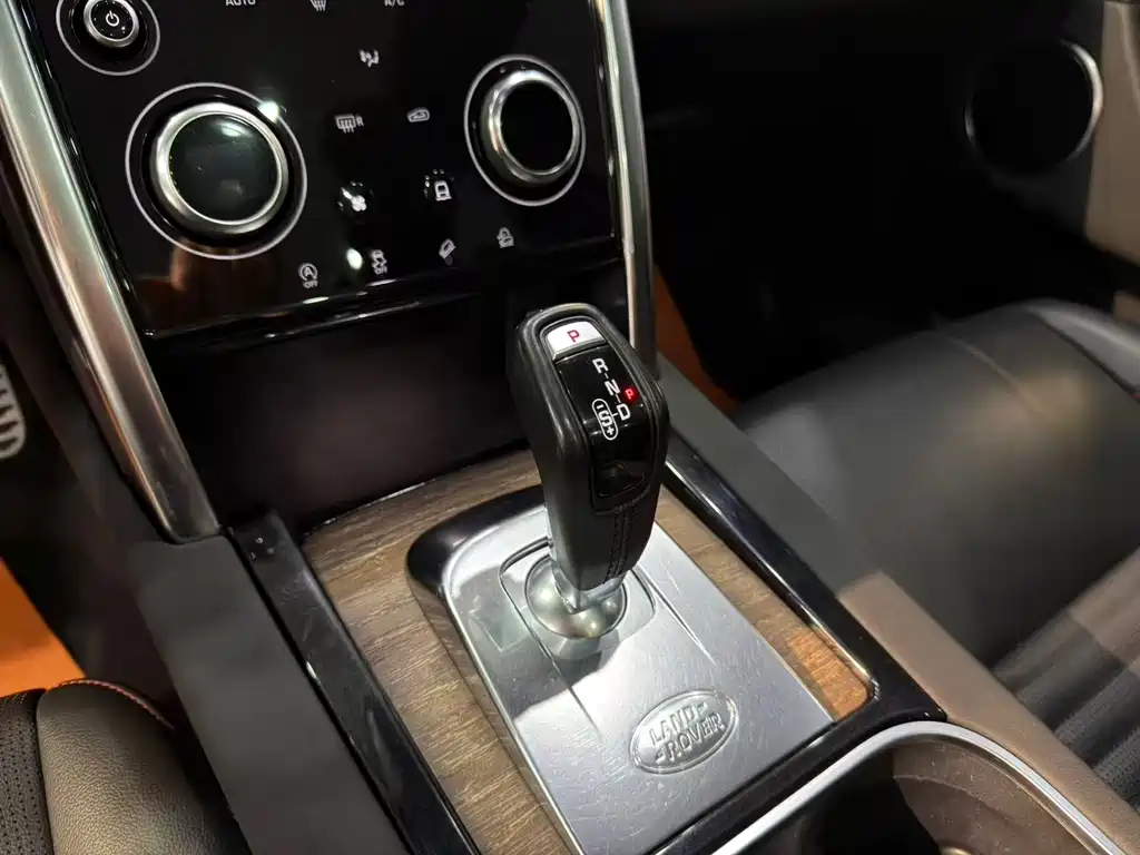 Land Rover Discovery Sport — миниатюра 19