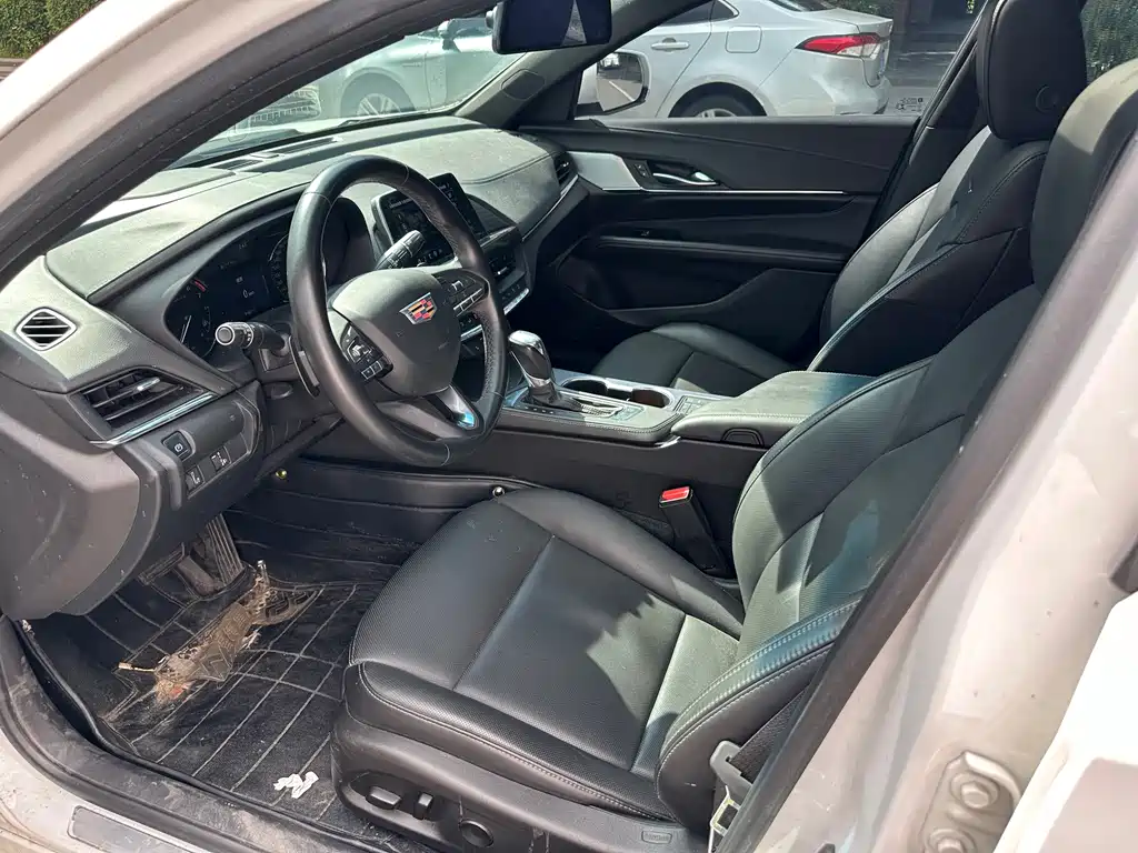 Cadillac CT4 — миниатюра 8