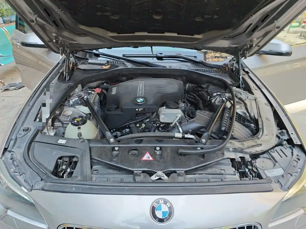 BMW 5 Series — миниатюра 16