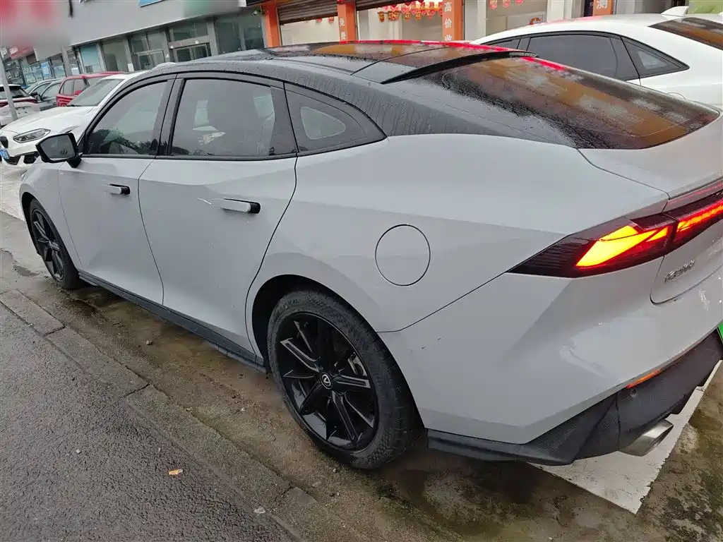 CHANGAN UNI V SMART IDD